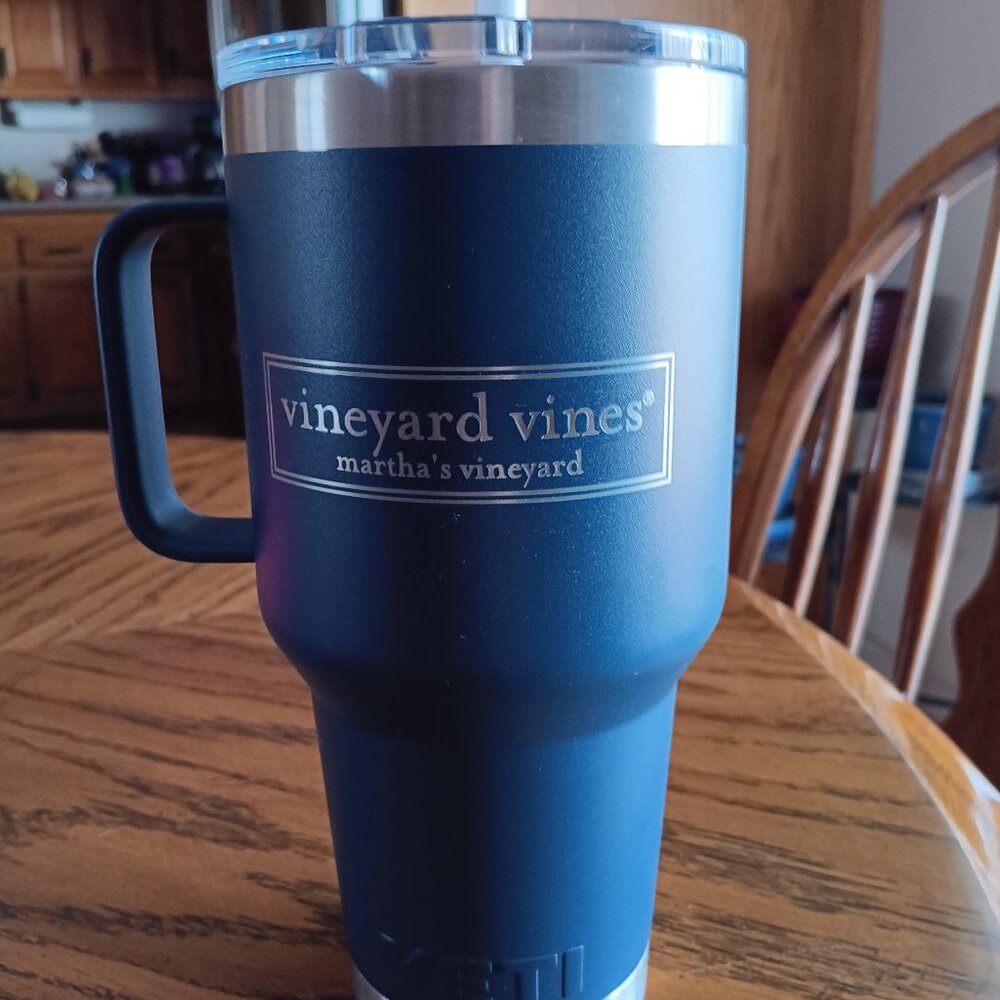 New Vineyard Vines Yeti 35 oz. Rambler Mug